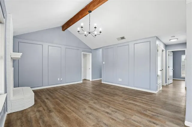 $239,999 | 820 Nicole Drive, Burleson, TX 76028