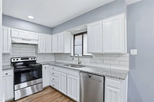 $239,999 | 820 Nicole Drive, Burleson, TX 76028