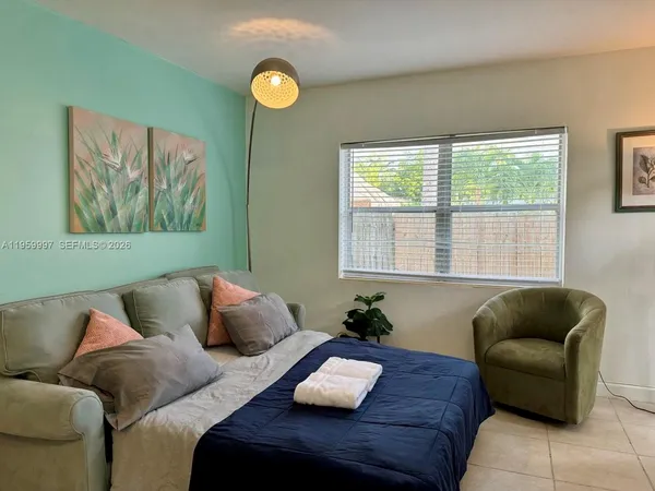 $1,850 | 1130 Northeast 81st Street, Unit 4, Miami, FL 33138