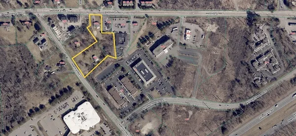 $2,000,000 | 1575 Andover Street, Tewksbury, MA 01876