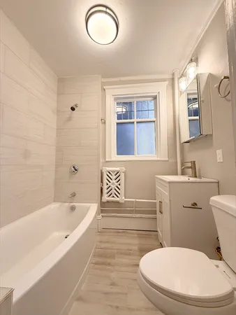 $2,500 | 19 Agassiz Street, Unit 3B, Cambridge, MA 02140