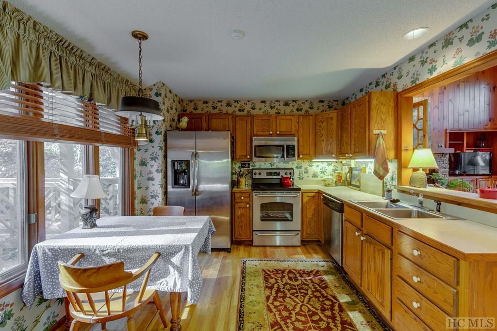 35 Laurelwood Ridge Highlands, NC 28741 - Photo 30 of 49 Gallery Image 30