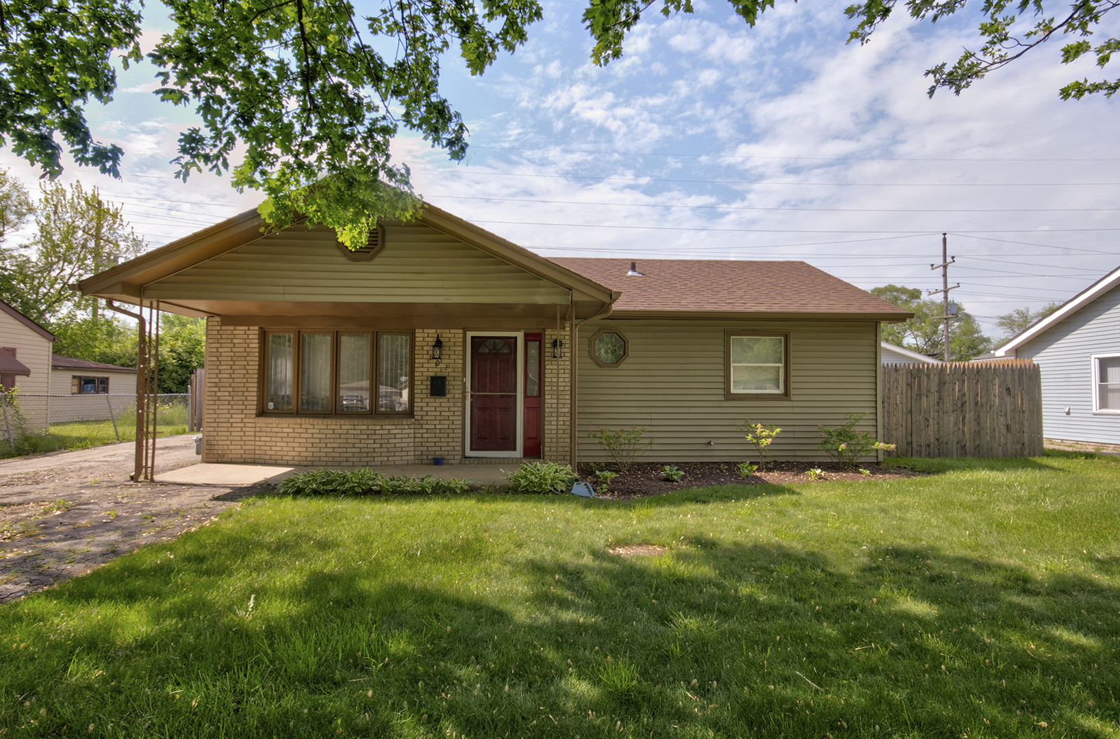 102 Edison Road Joliet, IL 60433 - Photo 1 of 17