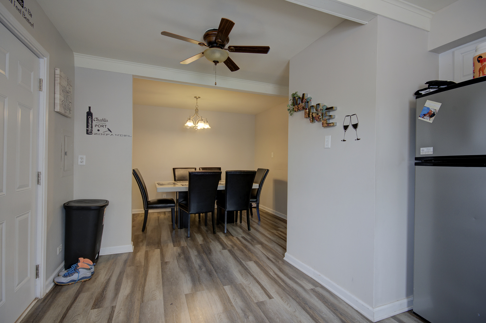 102 Edison Road Joliet, IL 60433 - Photo 8 of 17