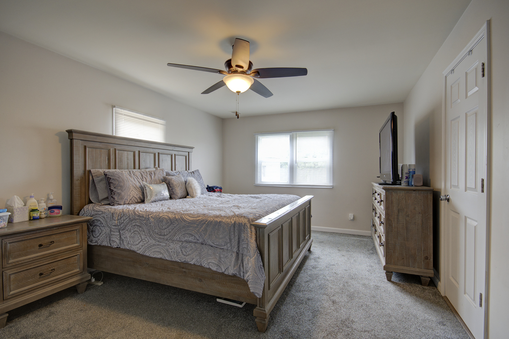 102 Edison Road Joliet, IL 60433 - Photo 9 of 17