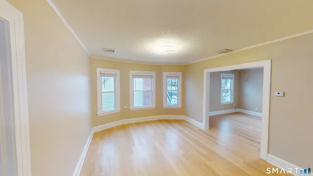 $2,400 | 60 Woodmere Road, Unit 2, West Hartford, CT 06119