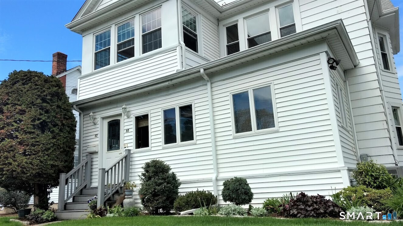 60 Woodmere Road, Unit 2 West Hartford, CT 06119 - Photo 4 of 17