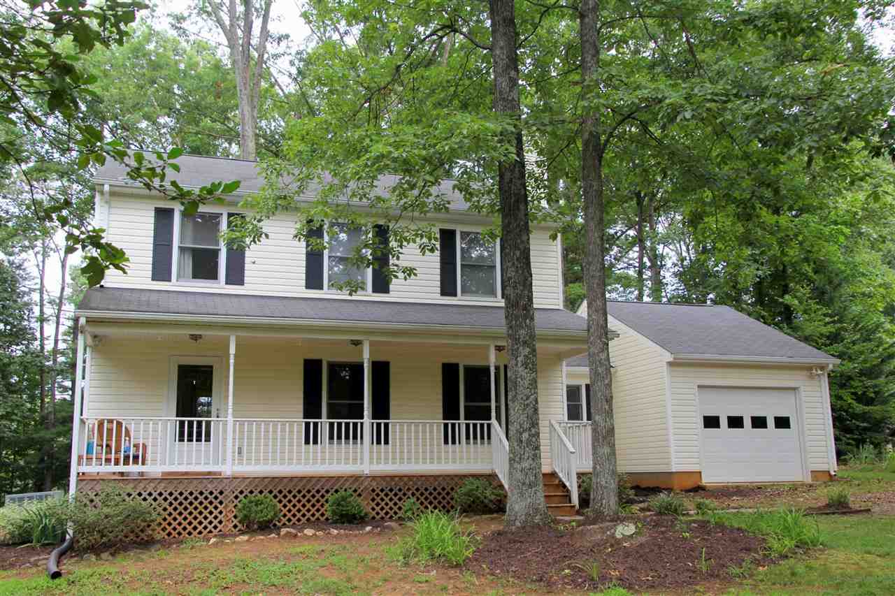 39 Rudolph Street Ruckersville, VA 22968 - Photo 1 of 30 front view of a house with a yard