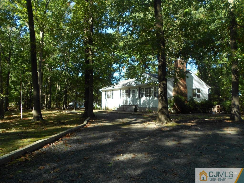 205 Davidson's Mill Road North Brunswick, NJ 08902 - Photo 4 of 22 Gallery Image 4