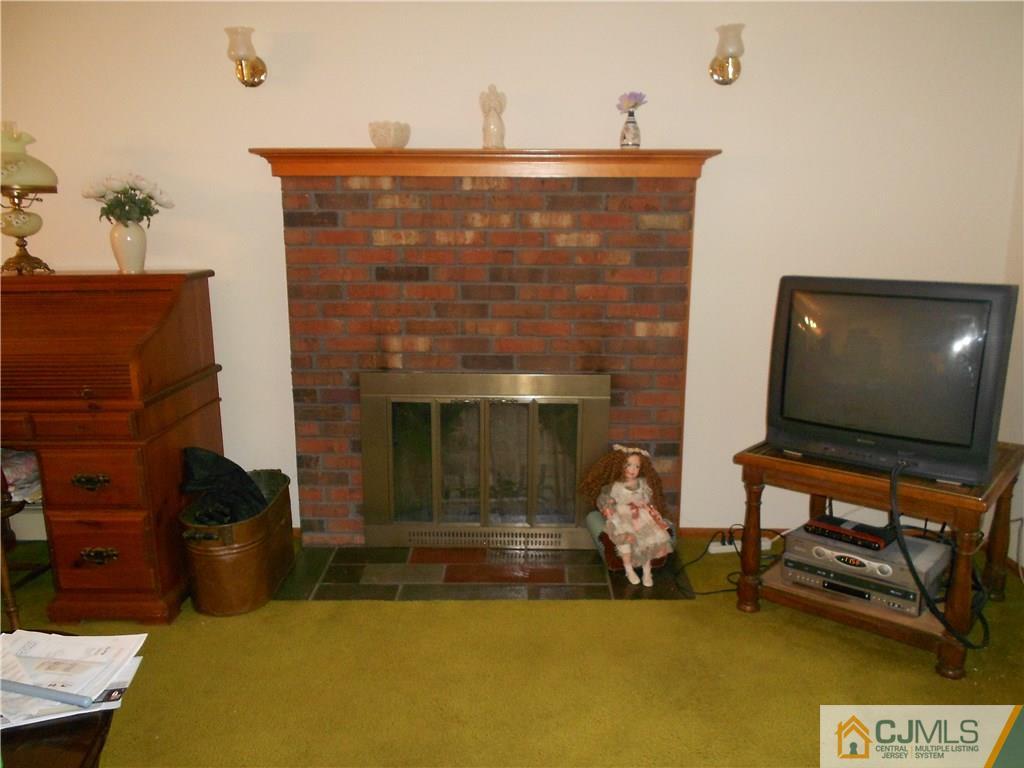 205 Davidson's Mill Road North Brunswick, NJ 08902 - Photo 6 of 22 Gallery Image 6