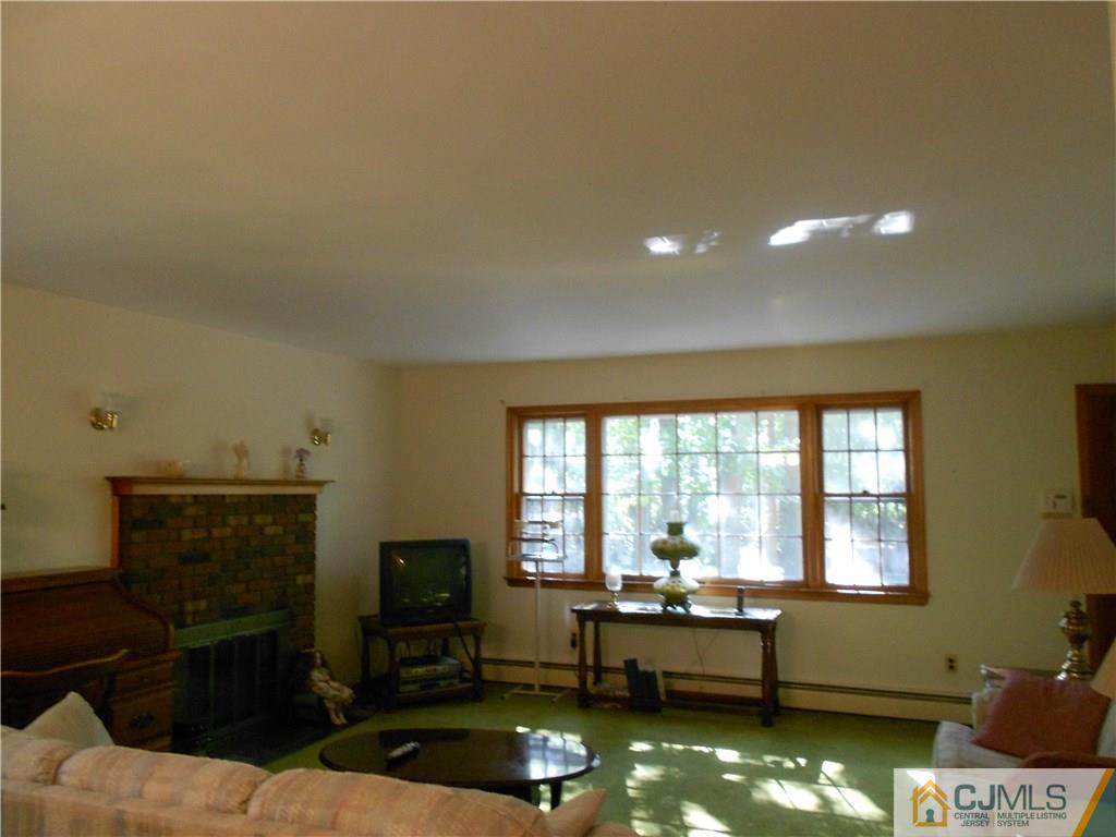 205 Davidson's Mill Road North Brunswick, NJ 08902 - Photo 7 of 22 Gallery Image 7
