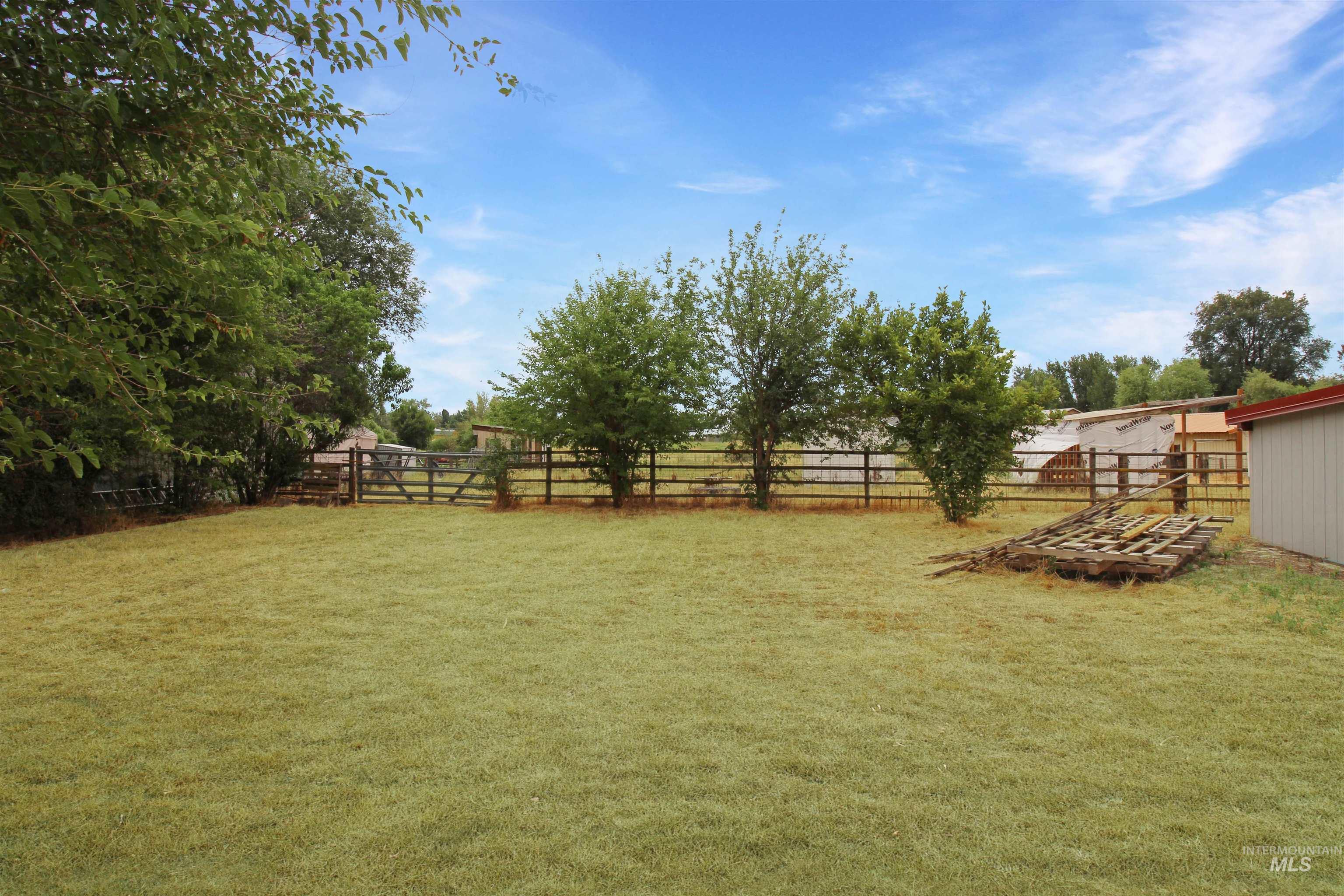 1265 Pioneer Road Weiser, ID 83672 - Photo 29 of 29 Yard
