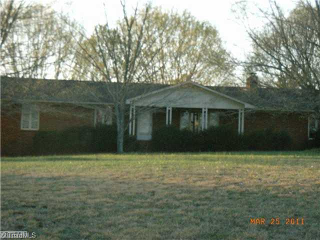 446 Shiptontown Road Lexington, NC 27292 - Photo 1 of 2 Exterior Front.