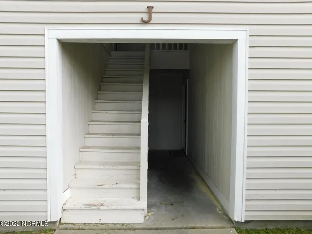 $1,155 | 201 Shipman Road, Unit 39, Havelock, NC 28532