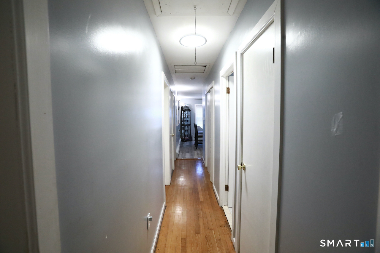 235 Douglas Street Bridgeport, CT 06606 - Photo 18 of 31