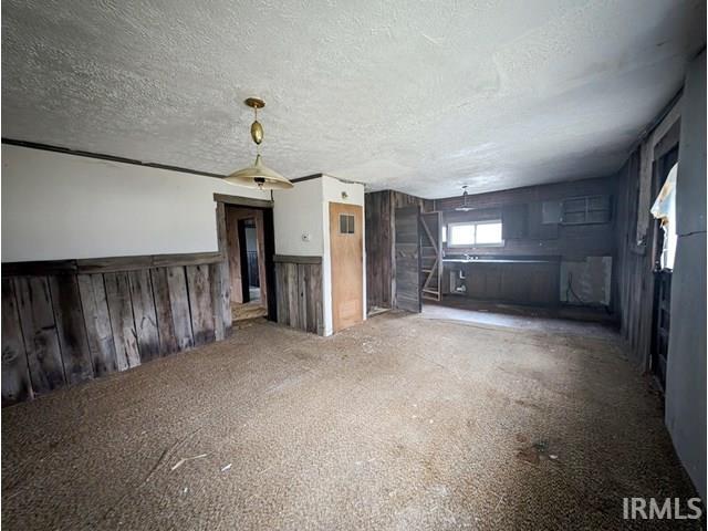 212 Art Gallery Road Bedford, IN 47421 - Photo 5 of 11