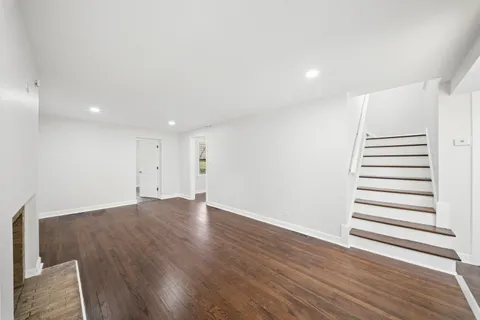 $245,000 | 8906 South Crandon Avenue, Chicago, IL 60617