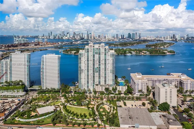 $3,750 | 650 West Avenue, Unit 2406, Miami Beach, FL 33139