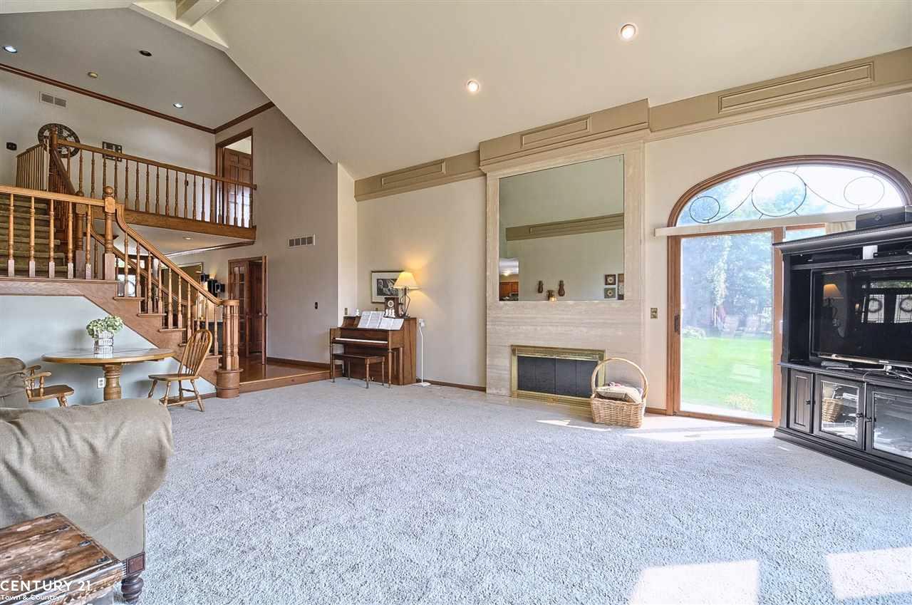 3195 Summit Ridge Drive Rochester, MI 48306 - Photo 9 of 40 31265721-8.JPG