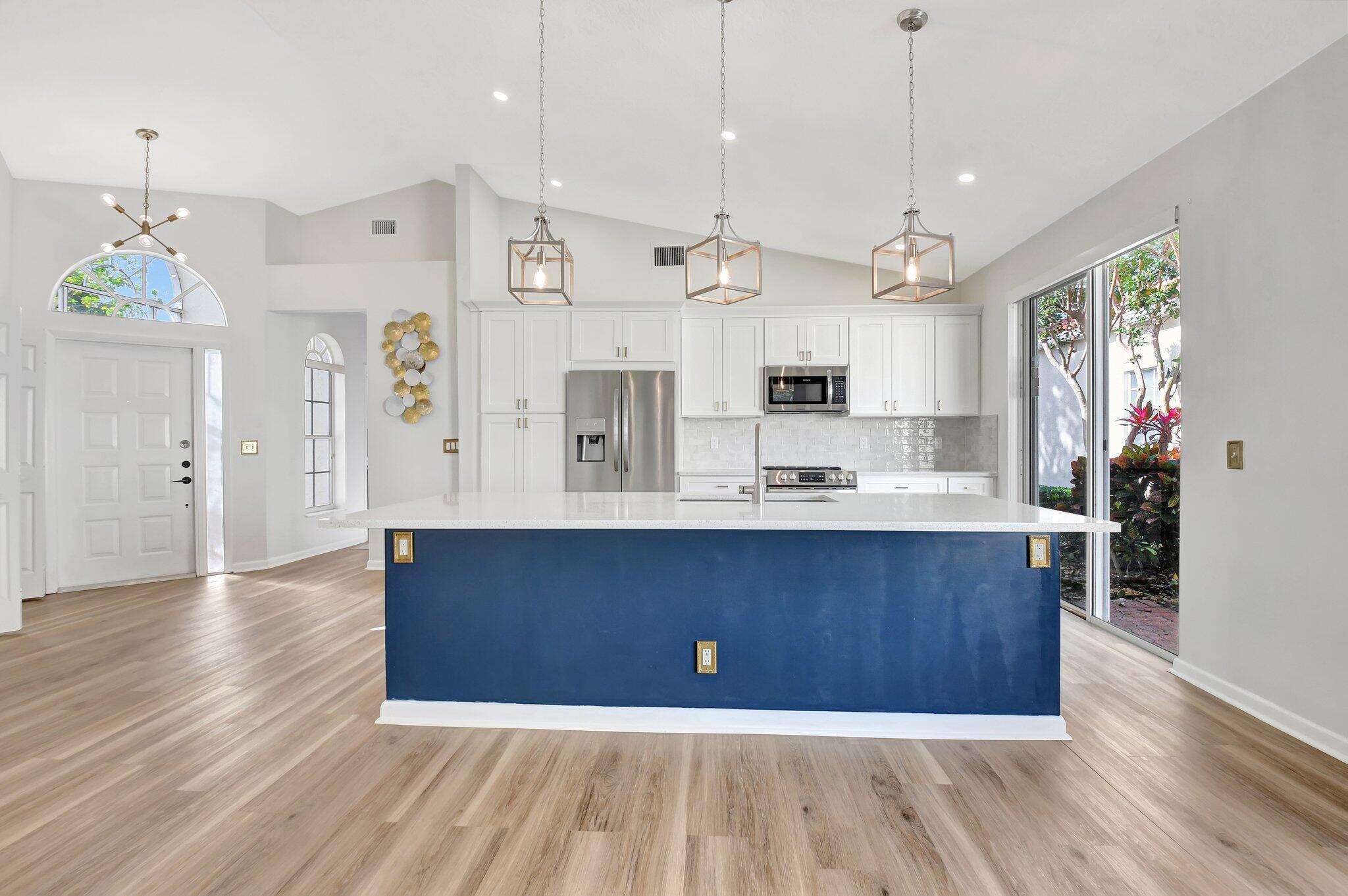 3947 Redondo Way Boca Raton, FL 33487 - Photo 16 of 41 16-web-or-mls-DSC_2015