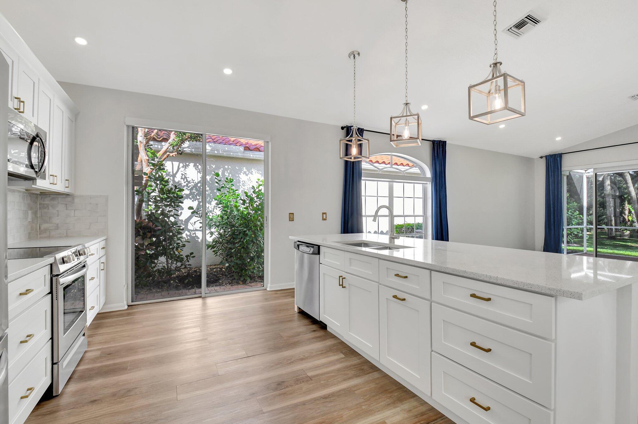 3947 Redondo Way Boca Raton, FL 33487 - Photo 18 of 41 18-web-or-mls-DSC_2025