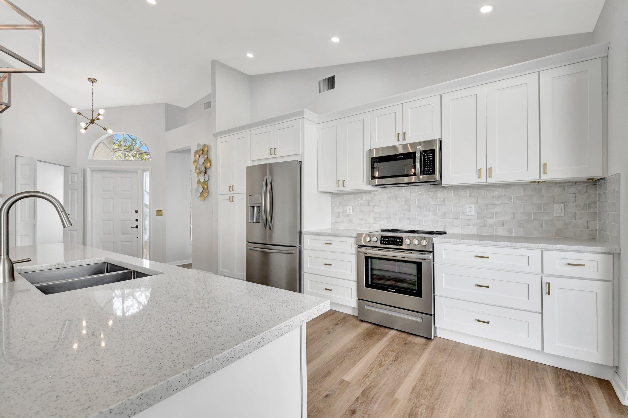 3947 Redondo Way Boca Raton, FL 33487 - Photo 21 of 41 21-web-or-mls-DSC_2040