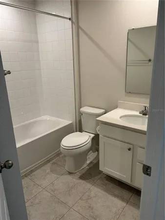 $1,950 | 14111 Crimson Avenue, Bradenton, FL 34211