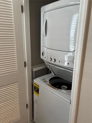 $2,300 | 14111 Crimson Avenue, Bradenton, FL 34211