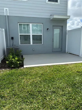 $1,950 | 14111 Crimson Avenue, Bradenton, FL 34211