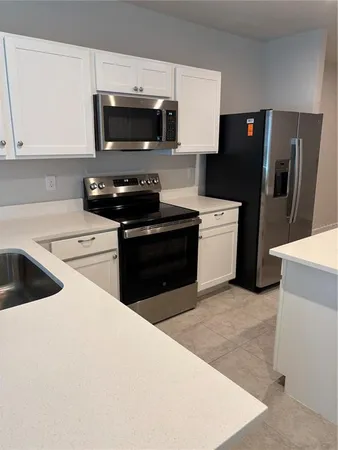 $1,950 | 14111 Crimson Avenue, Bradenton, FL 34211