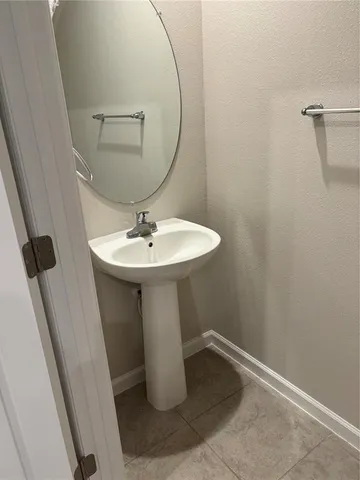 $2,300 | 14111 Crimson Avenue, Bradenton, FL 34211