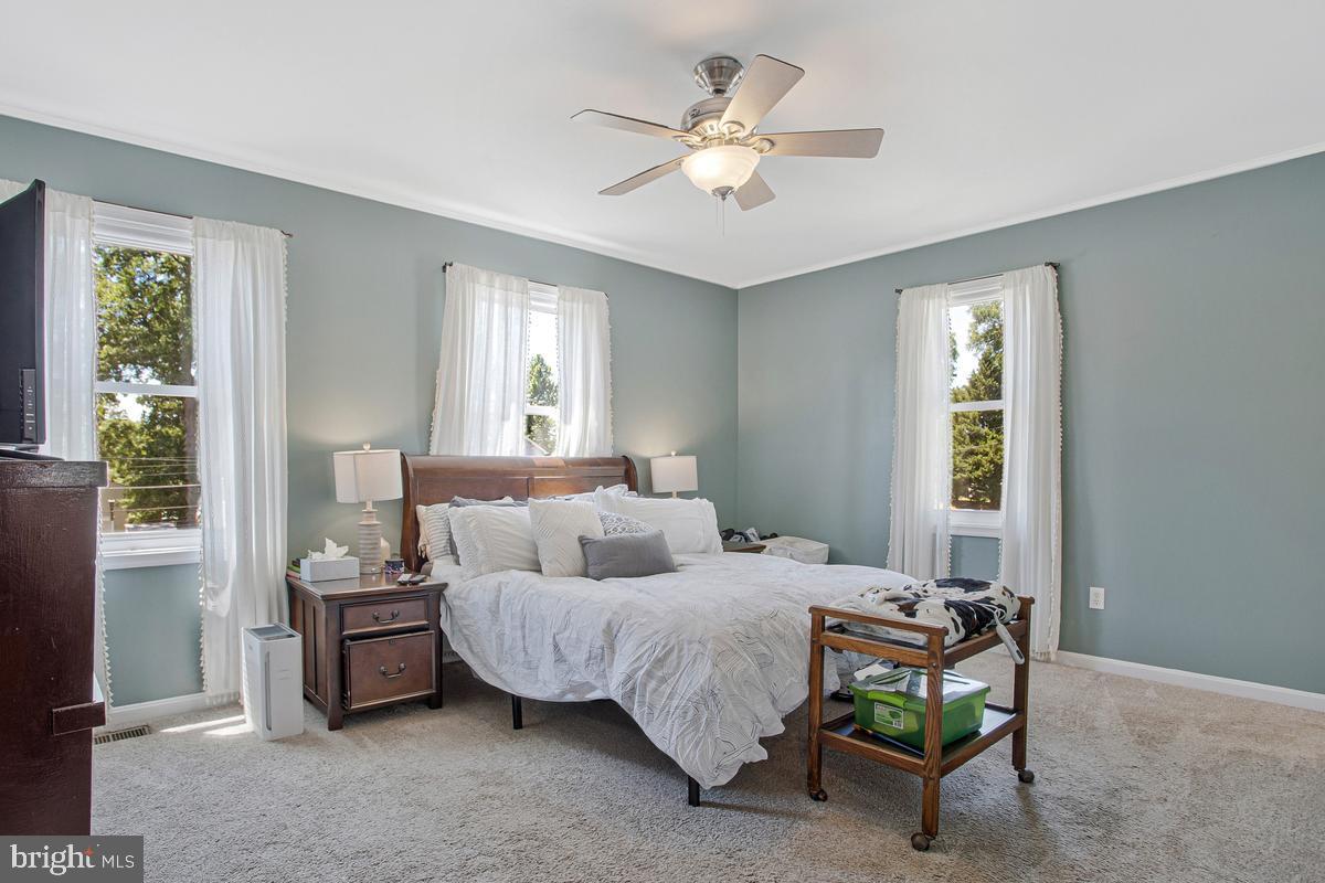 1617 Hilltop Road Edgewater, MD 21037 - Photo 19 of 36