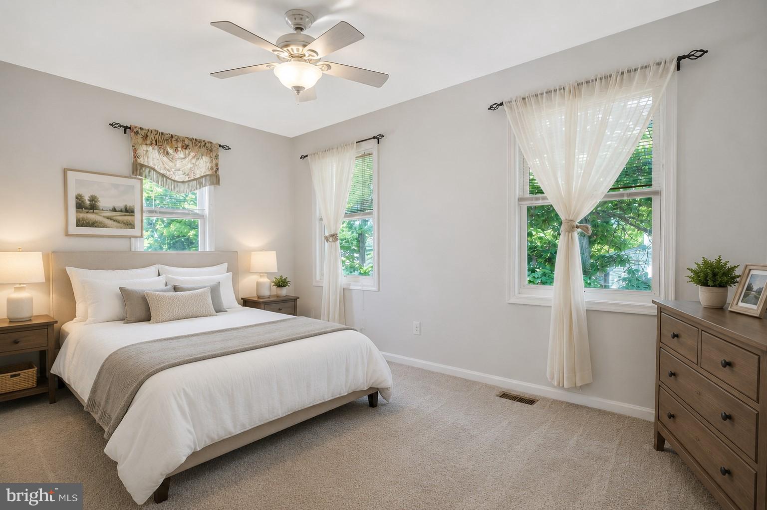 1617 Hilltop Road Edgewater, MD 21037 - Photo 23 of 36 AI Enhanced Bedroom