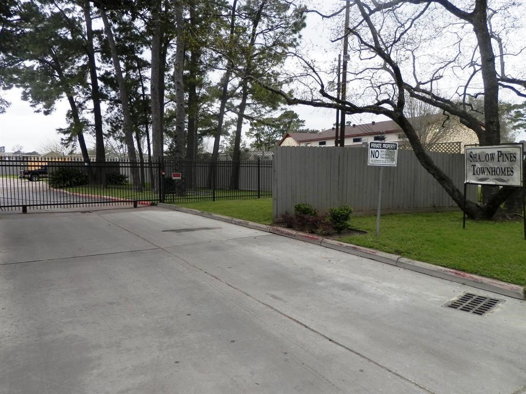 1853 Witte Road, Unit 27 Houston, TX 77080 - Photo 36 of 37 Gallery Image 36