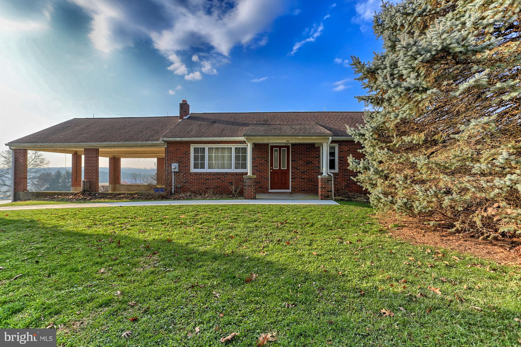 742 Lake Road Spring Grove, PA 17362 - Photo 1 of 33