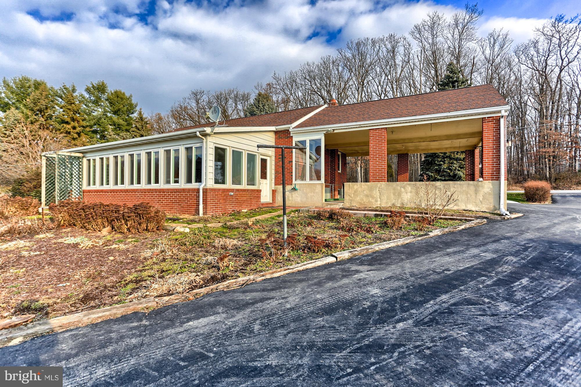 742 Lake Road Spring Grove, PA 17362 - Photo 24 of 33