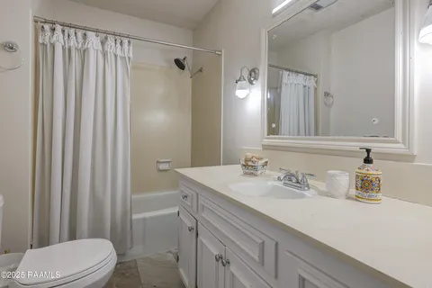 $269,900 | 303 Estainville Avenue, Lafayette, LA 70508