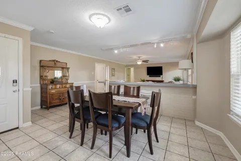 $269,900 | 303 Estainville Avenue, Lafayette, LA 70508