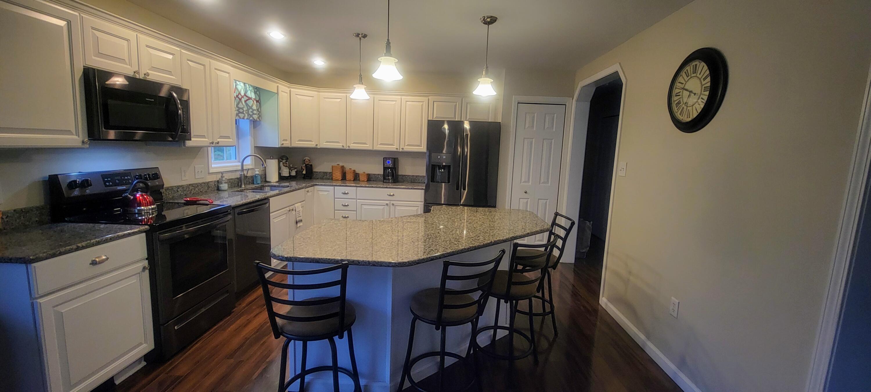 176 Smith Road Hermon, ME 04401 - Photo 23 of 56 Kitchen (6)