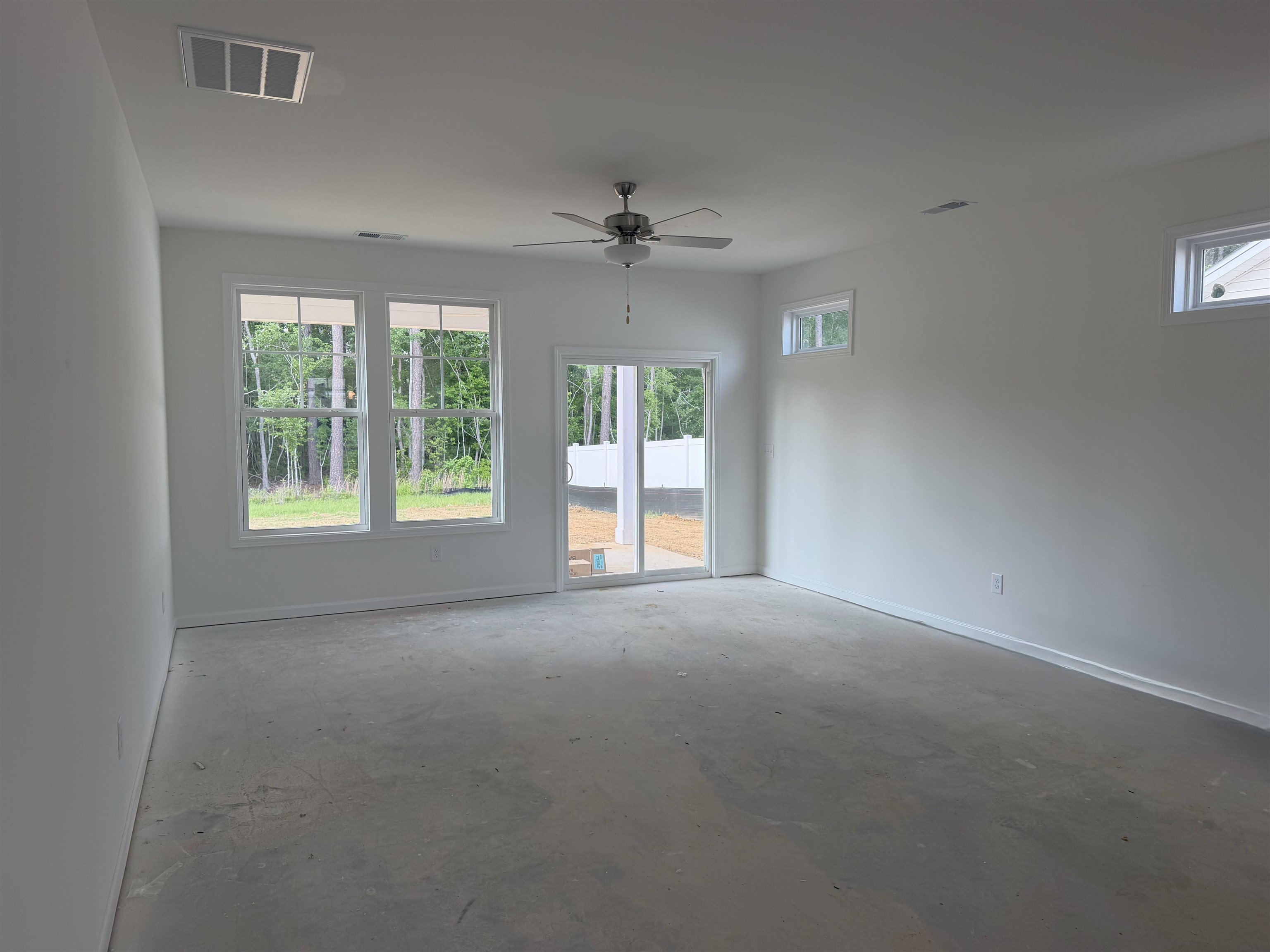 162 Westfield Circle Conway, SC 29526 - Photo 5 of 36