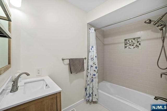 605 River Renaissance East Rutherford, NJ 07073 - Photo 19 of 23 Gallery Image 19