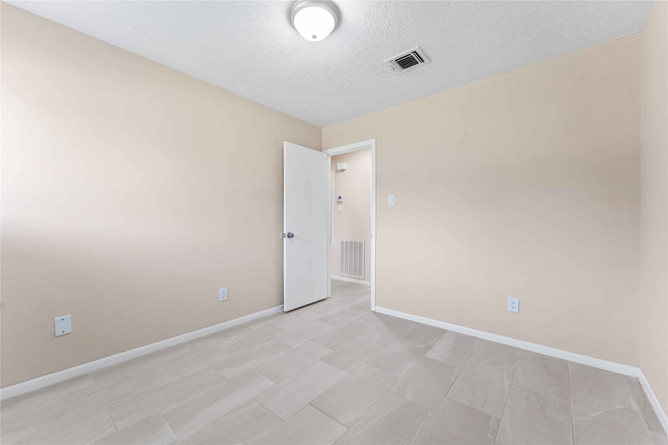 1431 Epsilon Street Pasadena, TX 77504 - Photo 16 of 21 a view of an empty room