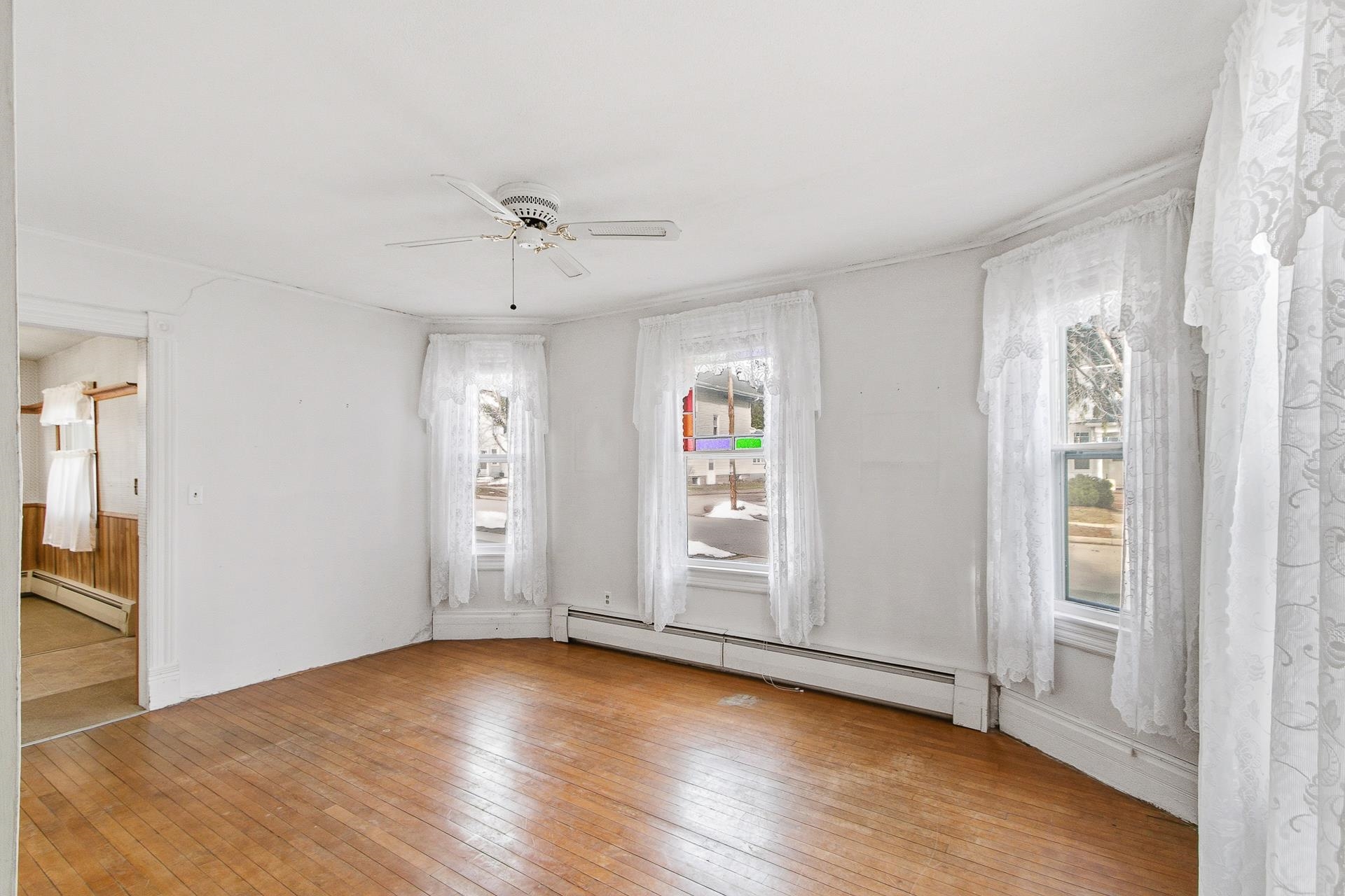 104 South 5th Street Mount Horeb, WI 53572 - Photo 13 of 33