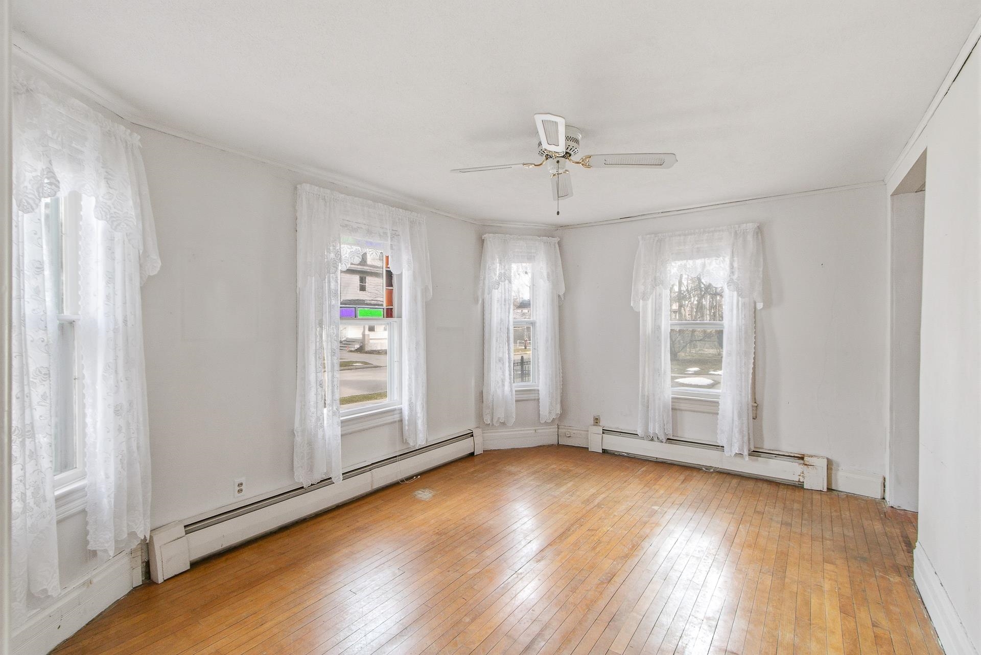 104 South 5th Street Mount Horeb, WI 53572 - Photo 15 of 33