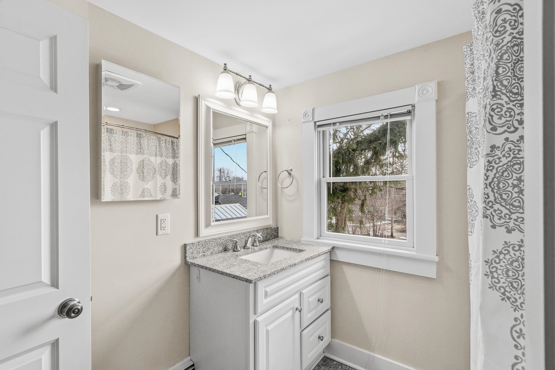 104 South 5th Street Mount Horeb, WI 53572 - Photo 24 of 33