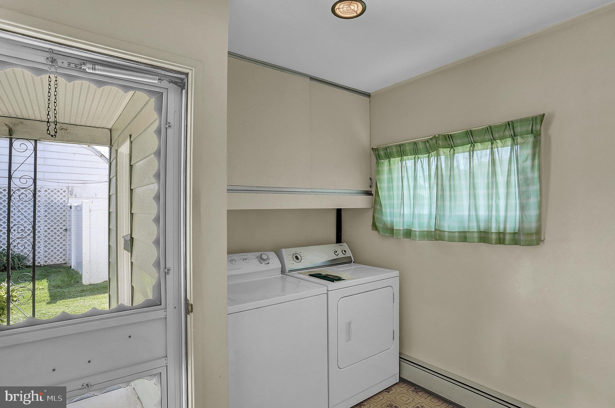 1508 Continental Road York, PA 17404 - Photo 9 of 37 Gallery Image 9