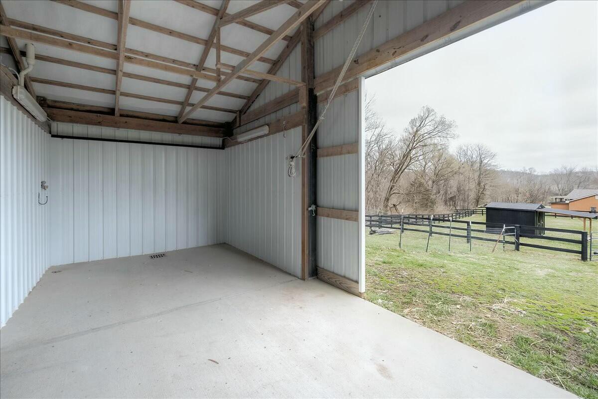 2960 Hifner Road Versailles, KY 40383 - Photo 39 of 66 wash stall