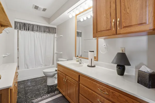 $1,199,000 | 15707 Sandy Beach Road Southeast, Mentor, MN 56736