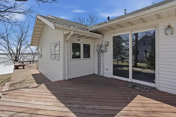 $1,199,000 | 15707 Sandy Beach Road Southeast, Mentor, MN 56736