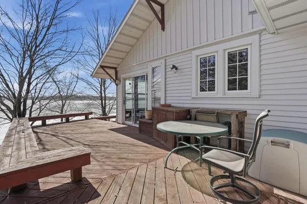 $1,199,000 | 15707 Sandy Beach Road Southeast, Mentor, MN 56736